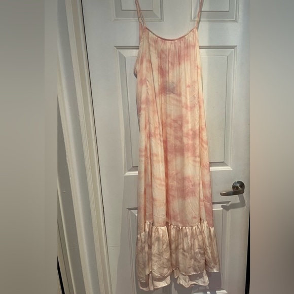 Free People Flowy Pull On Maxi Slip Dress Pink Tie Dye Flower Combo size Large - Picture 7 of 11